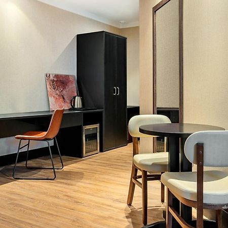 Nh Hotel Фейра-ди-Сантана Экстерьер фото