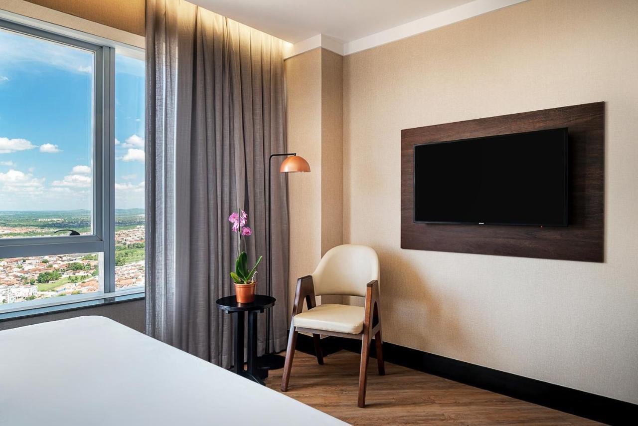 Nh Hotel Фейра-ди-Сантана Экстерьер фото